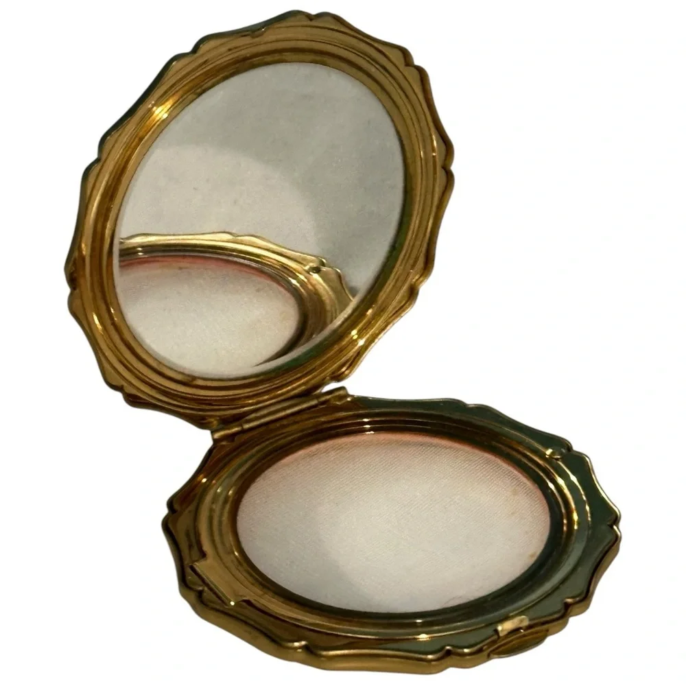 Vintage Compact Stratton England Black GoldTone Butterflies Lilies Pat.764125 - Picture 4 of 10